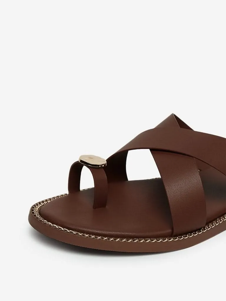 LUNA BLU Brown Toe-Ring Sandals