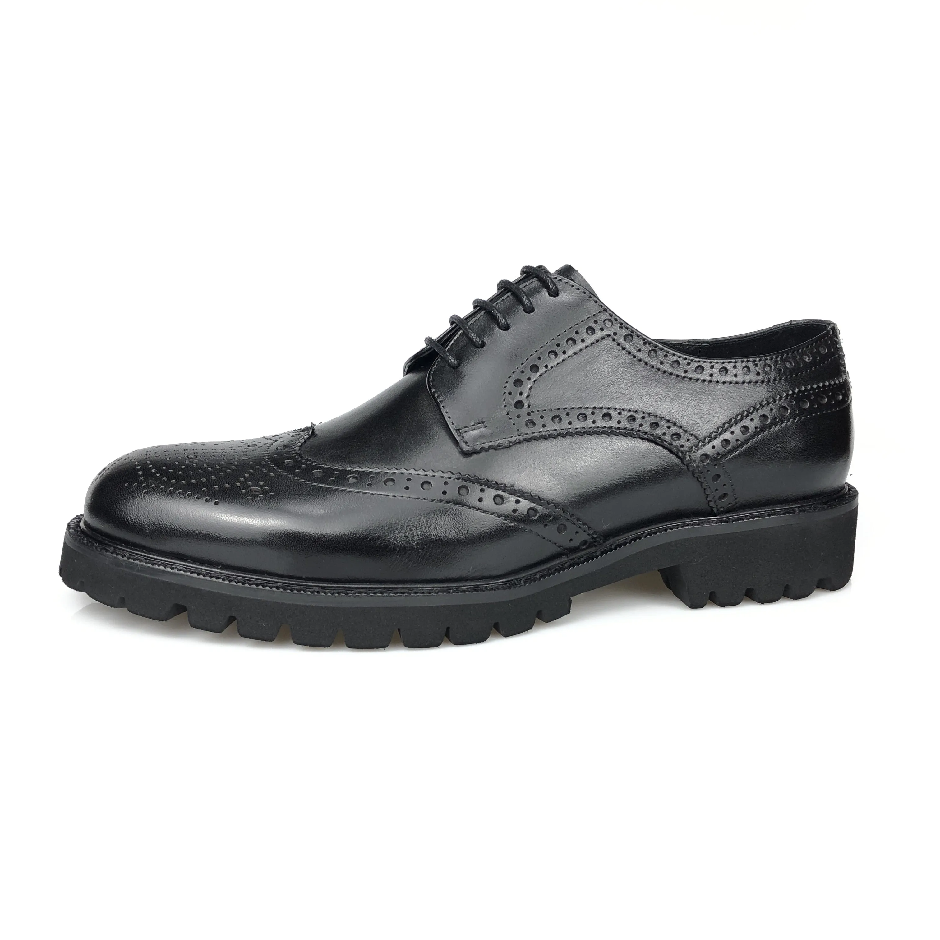 LuxePoint Exotic Lace-Up Leather Brogue Shoes