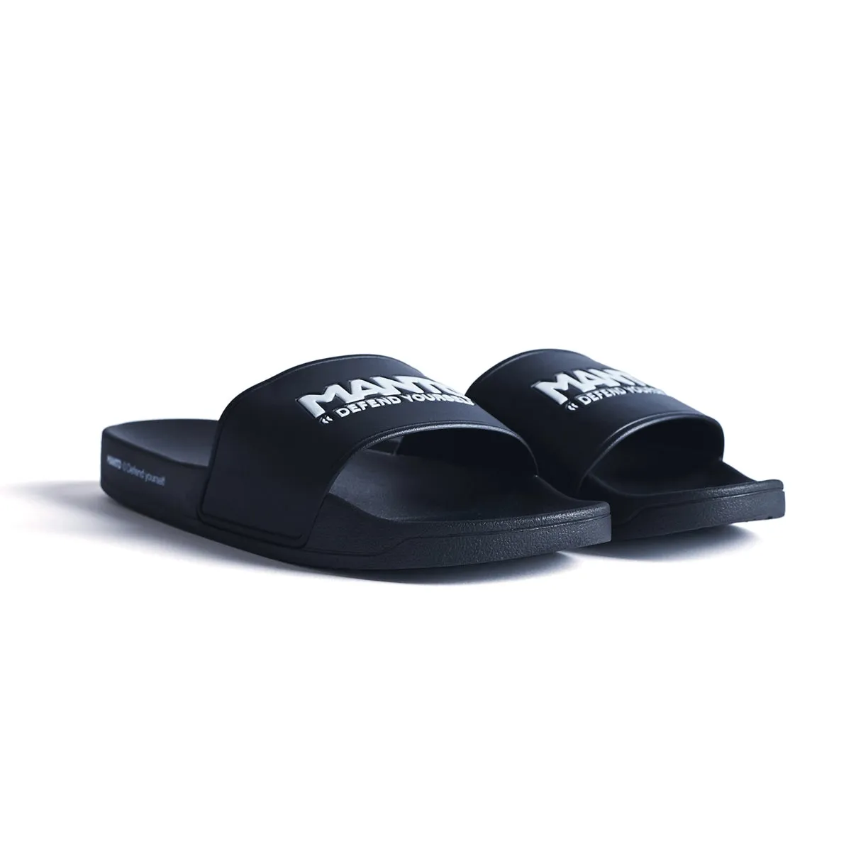 Manto Defend Sliders Black