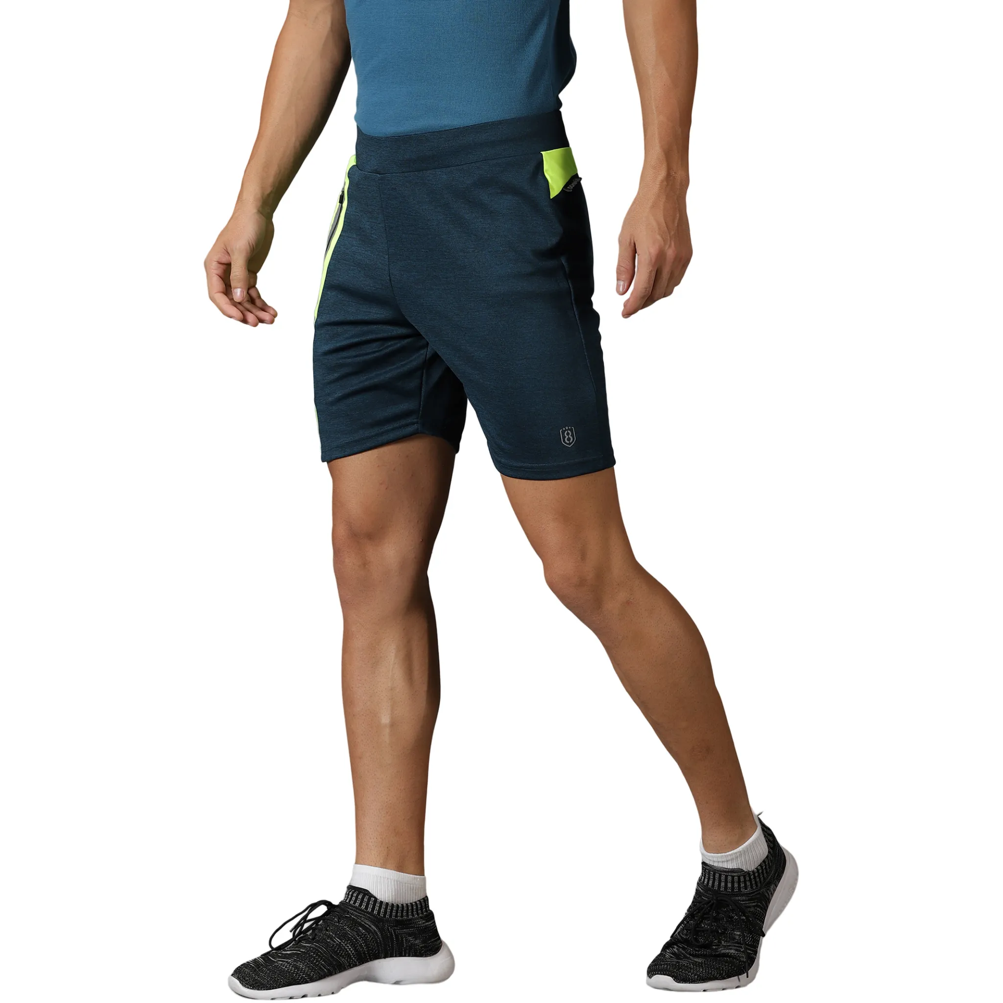 Men's Training Shorts with Elasticated waist & Zipper pocket.