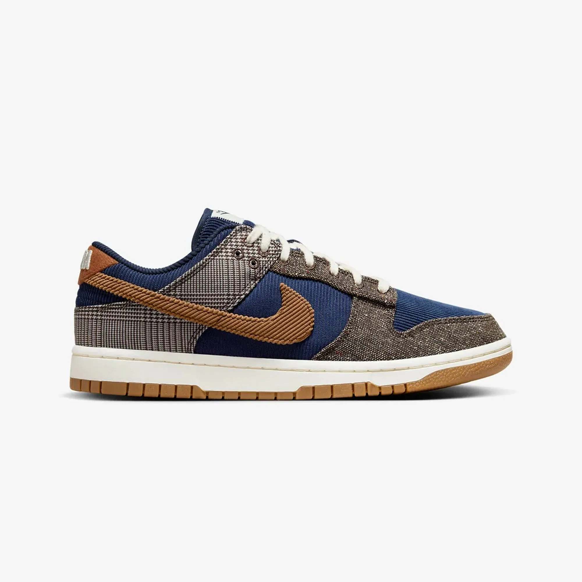 Nike | DUNK LOW PREMIUM  { MIDNIGHT NAVY/ALE BROWN-PALE IVORY