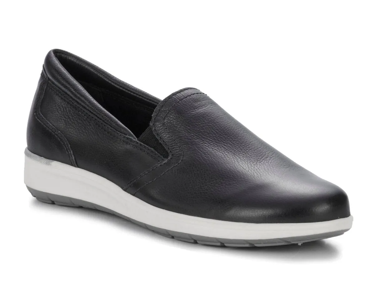 Ros Hommerson Orleans Women's Slip-on Casual Sneaker In Black