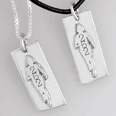 Runner with Distance on Rectangular Pendant