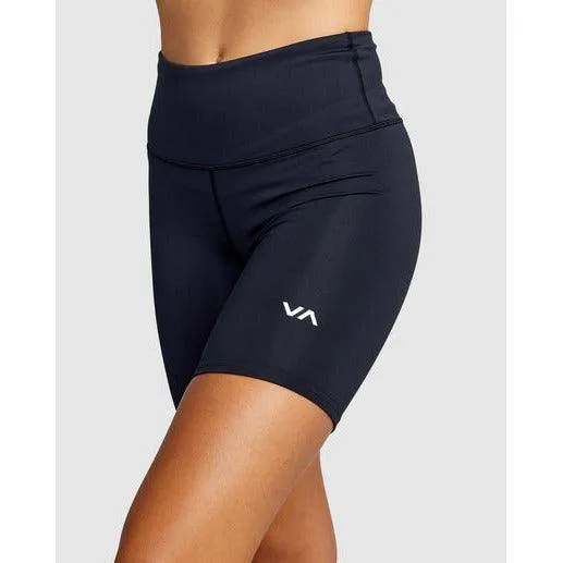 VA Essential Bike Short