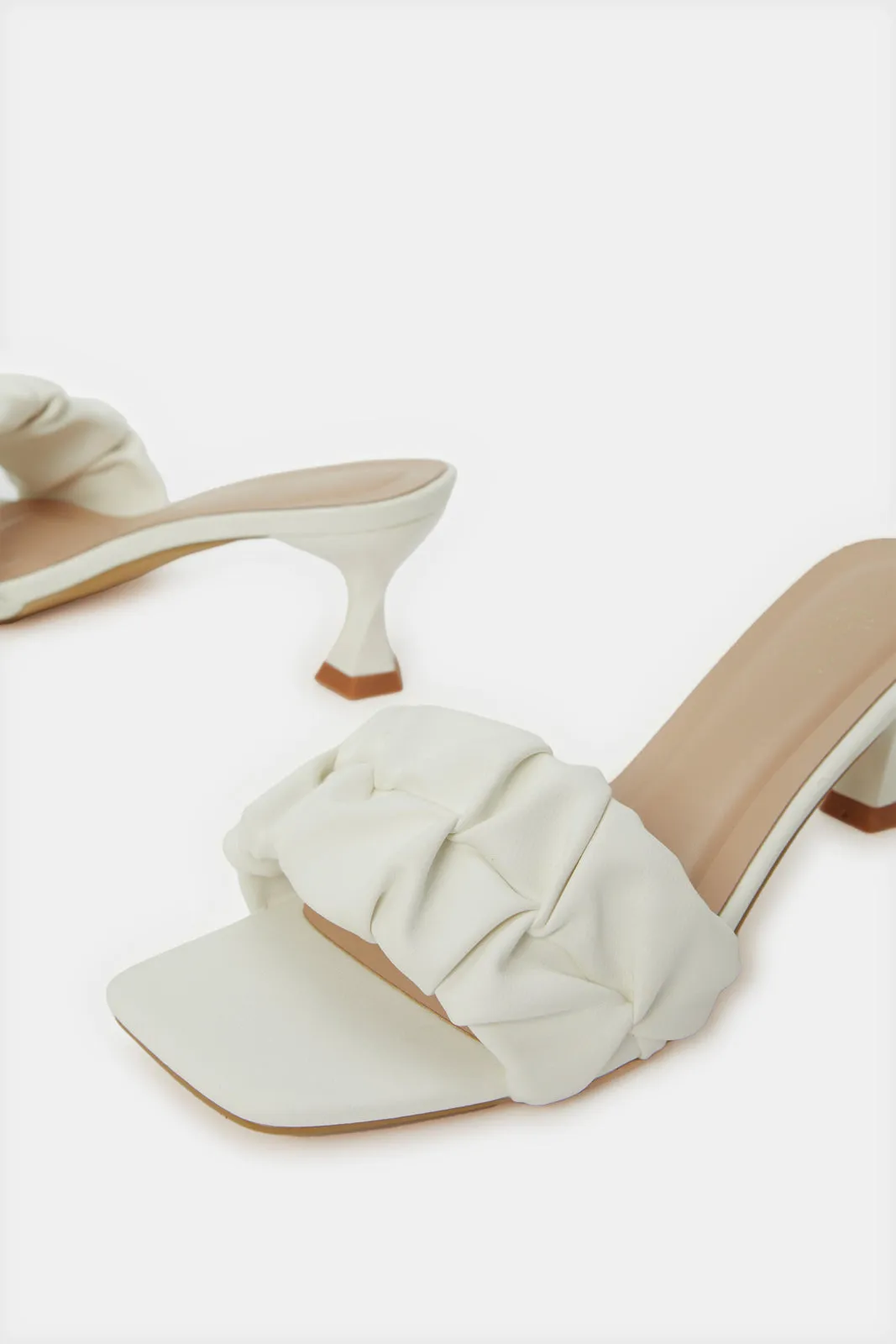 Women White textured Block Heel Mule